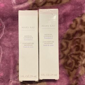 Mary Kay Medium-Coverage Foundation IVORY 105 New